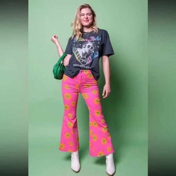 Free People Youthquake Pink Lipstick Combo Cropped Retro Flare Jeans Size 30 NWT - Picture 15 of 15